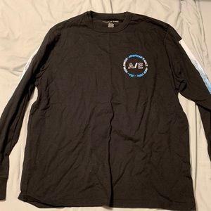 American Eagle Long Sleeve
